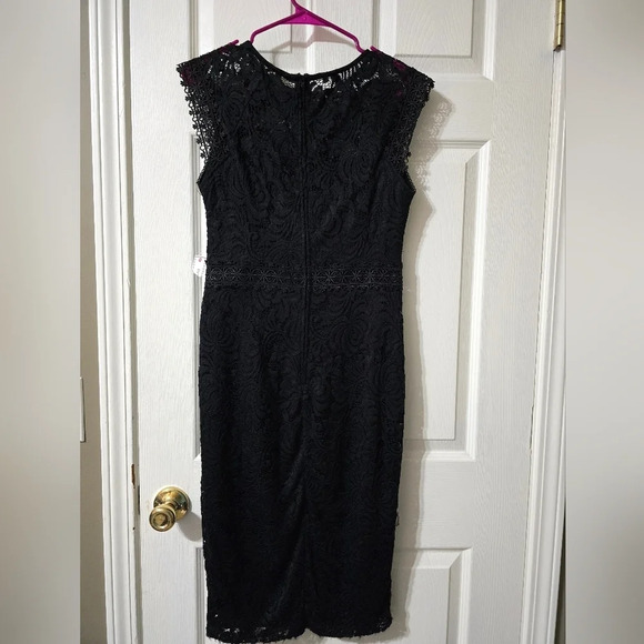 NWT Bisou Bisou Black Lace Shift Midi Dress, Fitted, Cap Sleeves, Lined, Size 6. - Picture 2 of 15